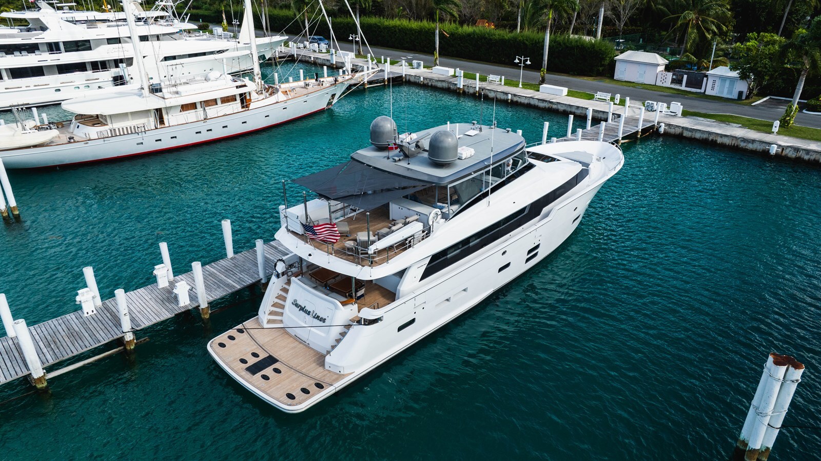 2019-hatteras-91-8-0957e3