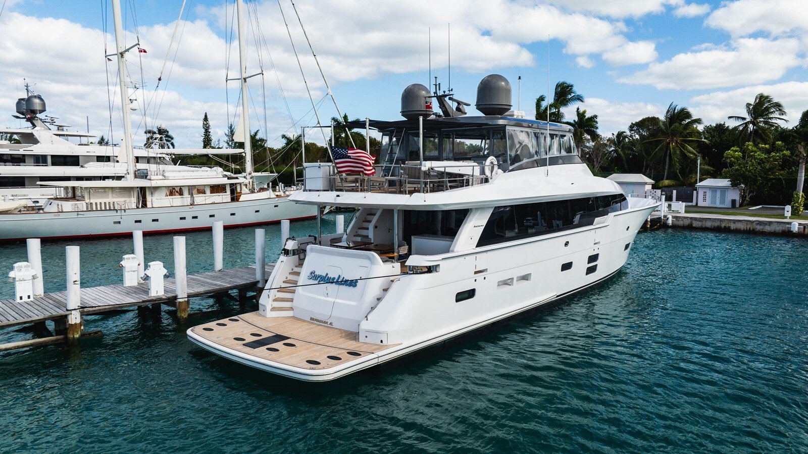 2019-hatteras-91-8-0957e3