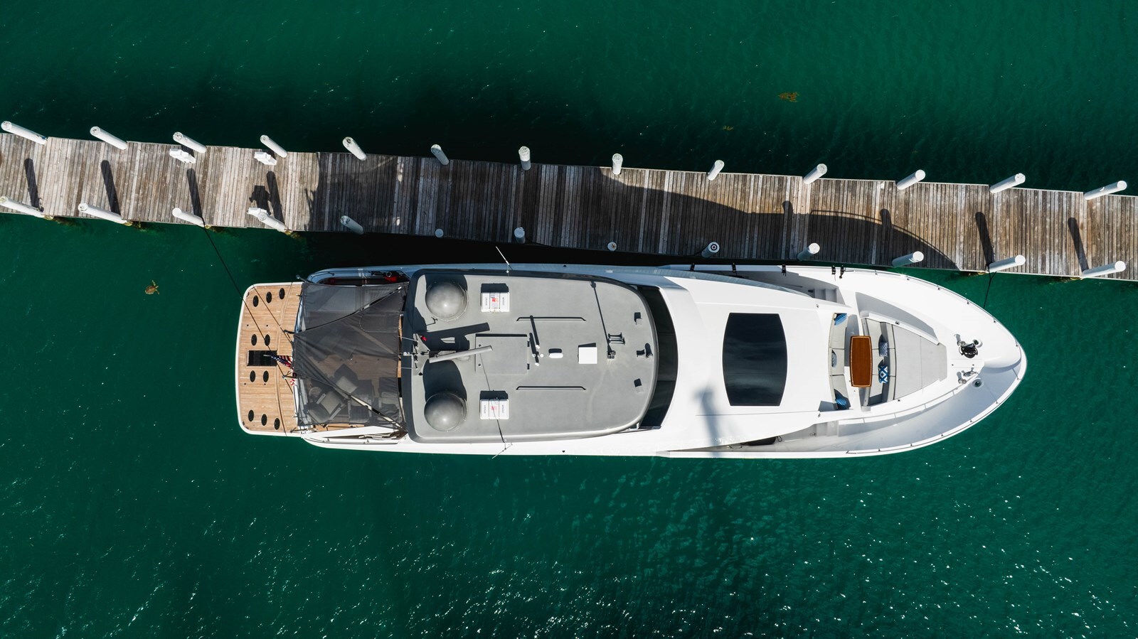 2019-hatteras-91-8-0957e3