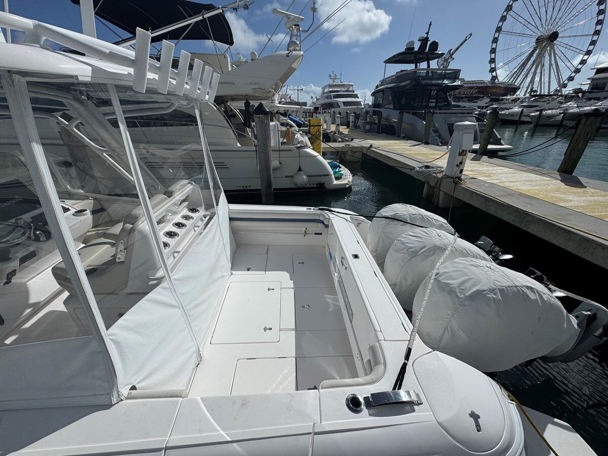 2019-intrepid-40-f19710