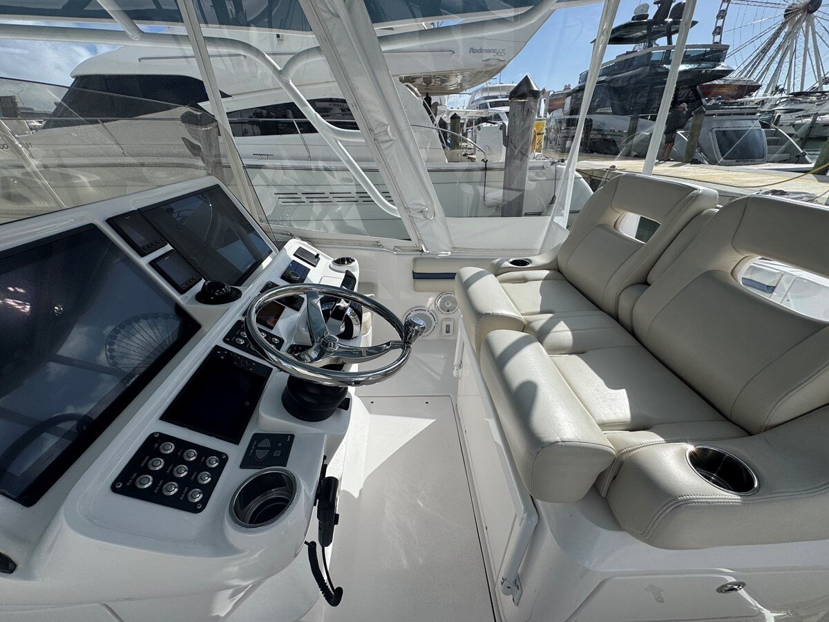 2019-intrepid-40-f19710