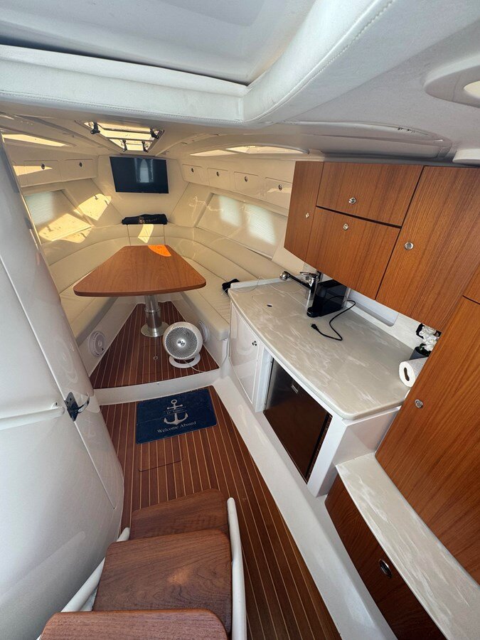 2019-intrepid-40-f19710