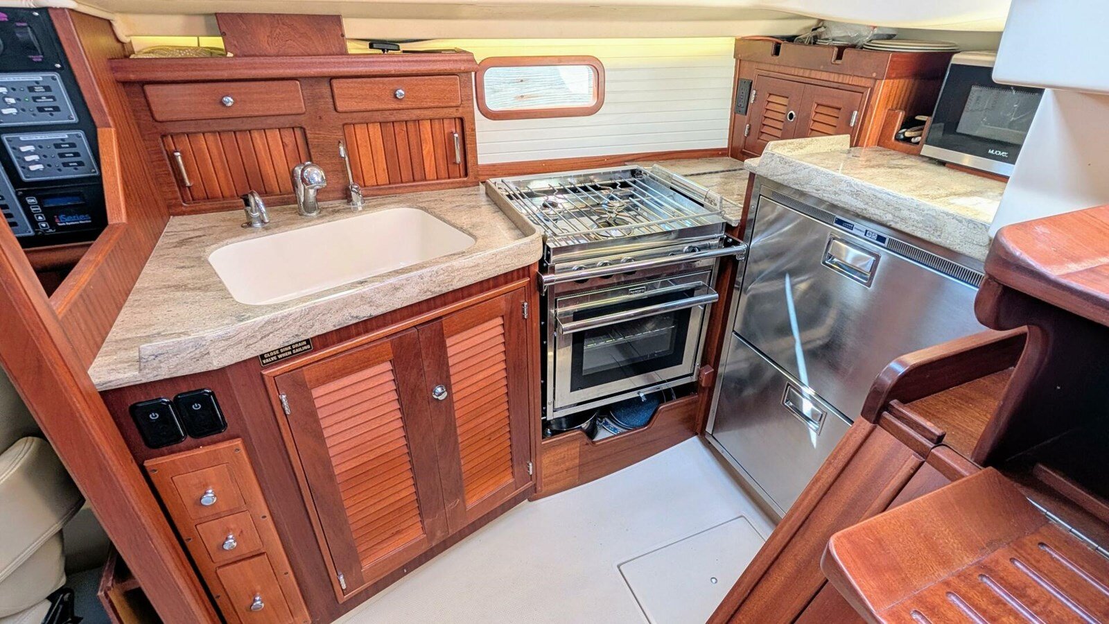 2019-island-packet-38-3-53fa02