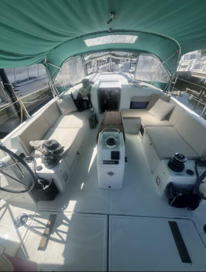 2019-jeanneau-47-3-3bfdb3