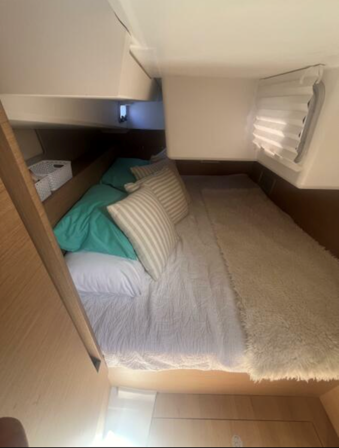 2019-jeanneau-47-3-3bfdb3