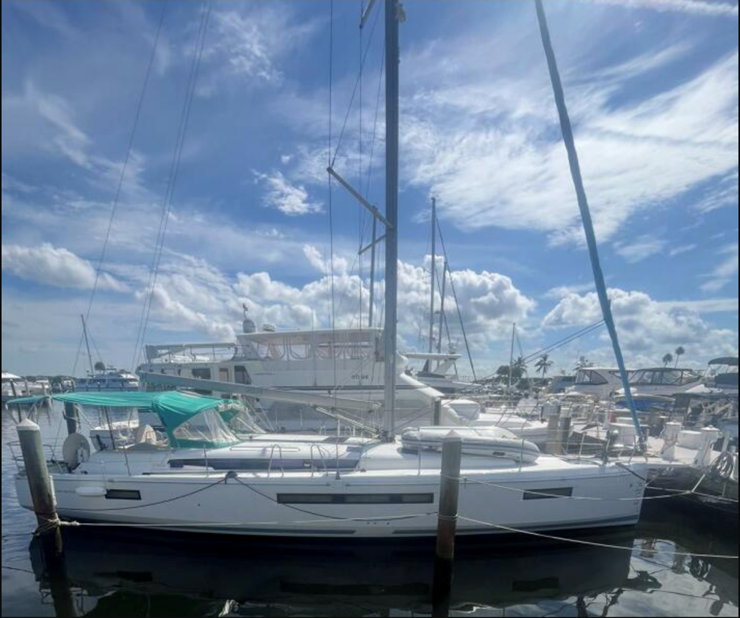 2019-jeanneau-47-3-3bfdb3