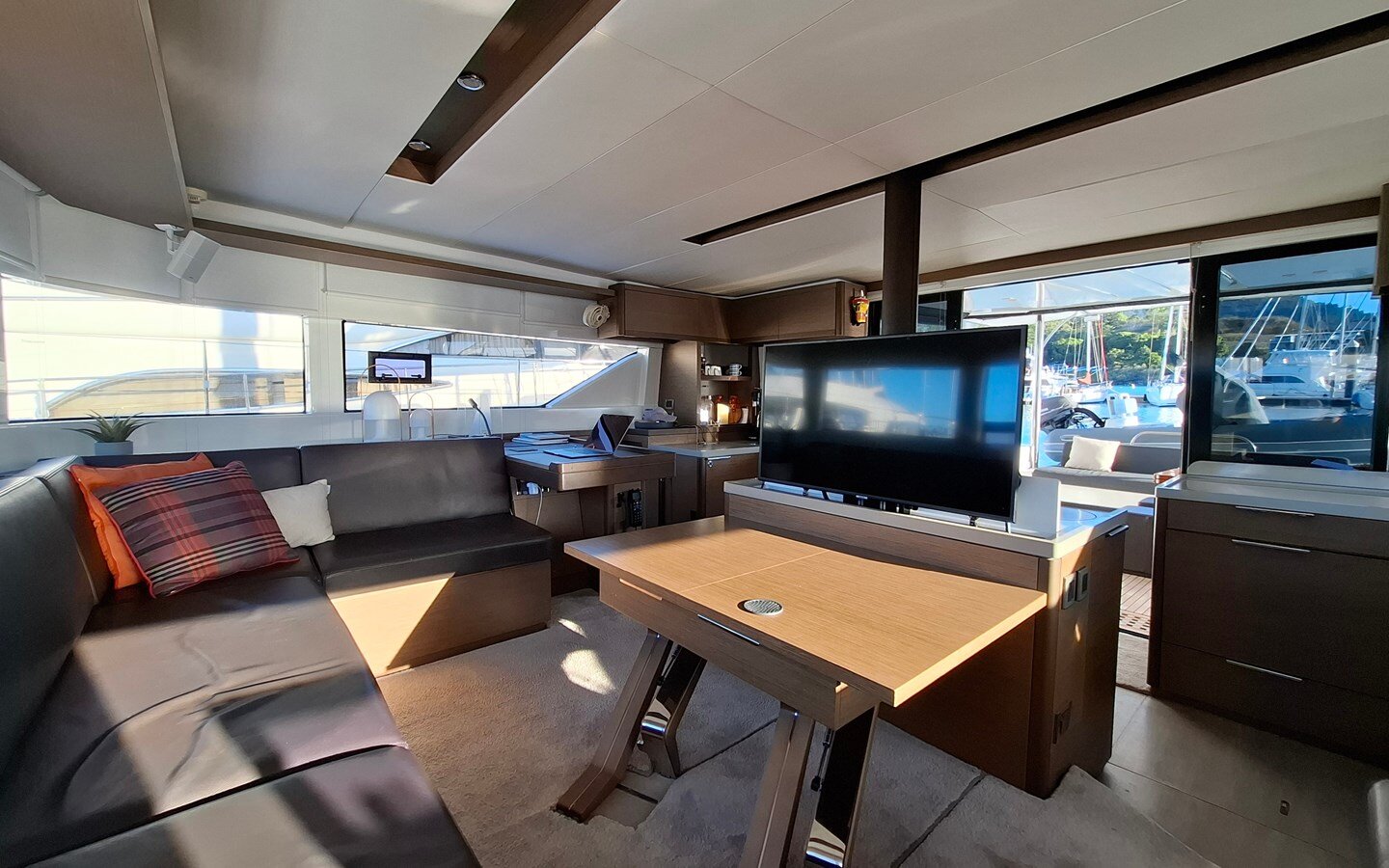 2019-lagoon-50-cc1d74