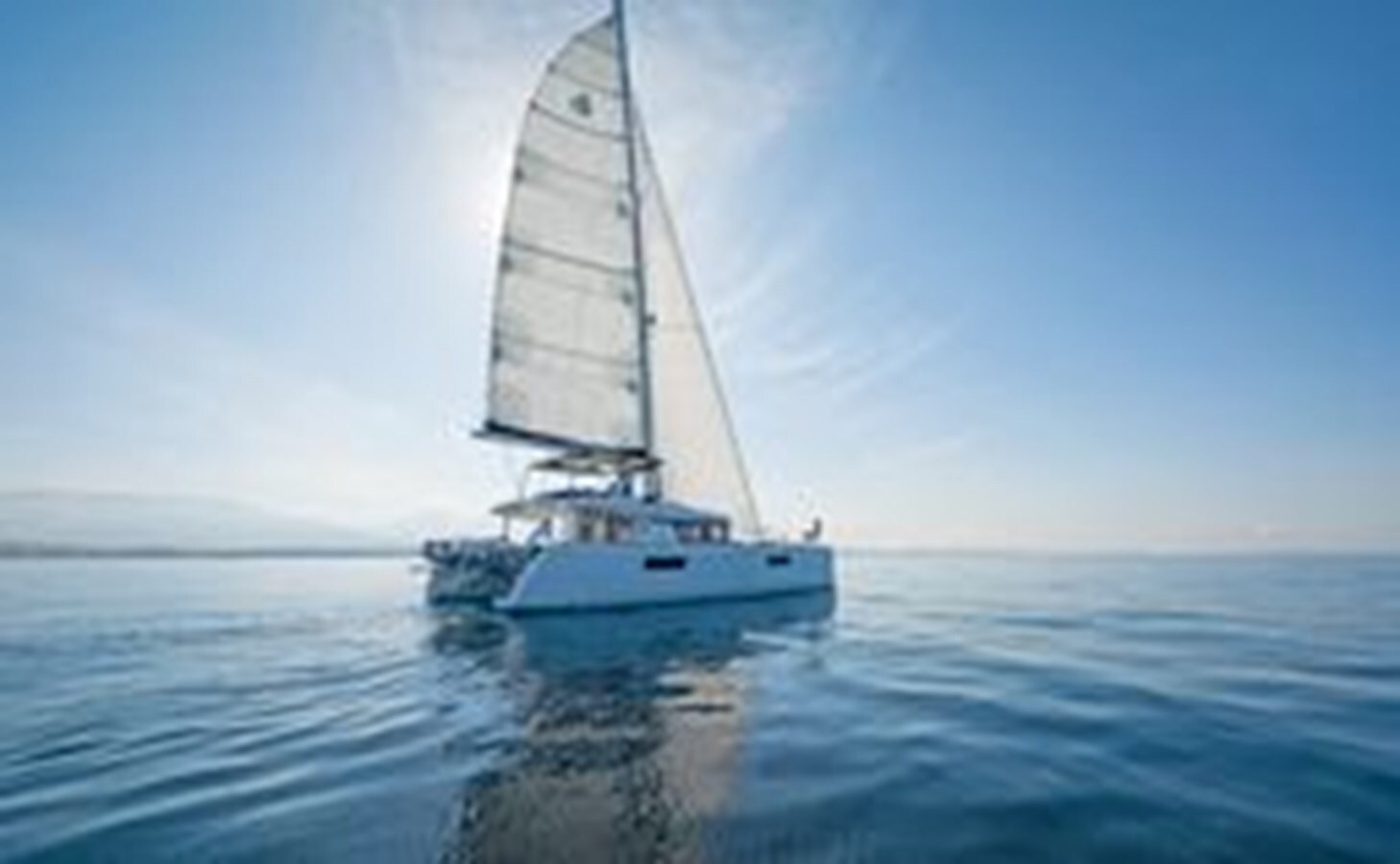 2019-lagoon-52-f04d57