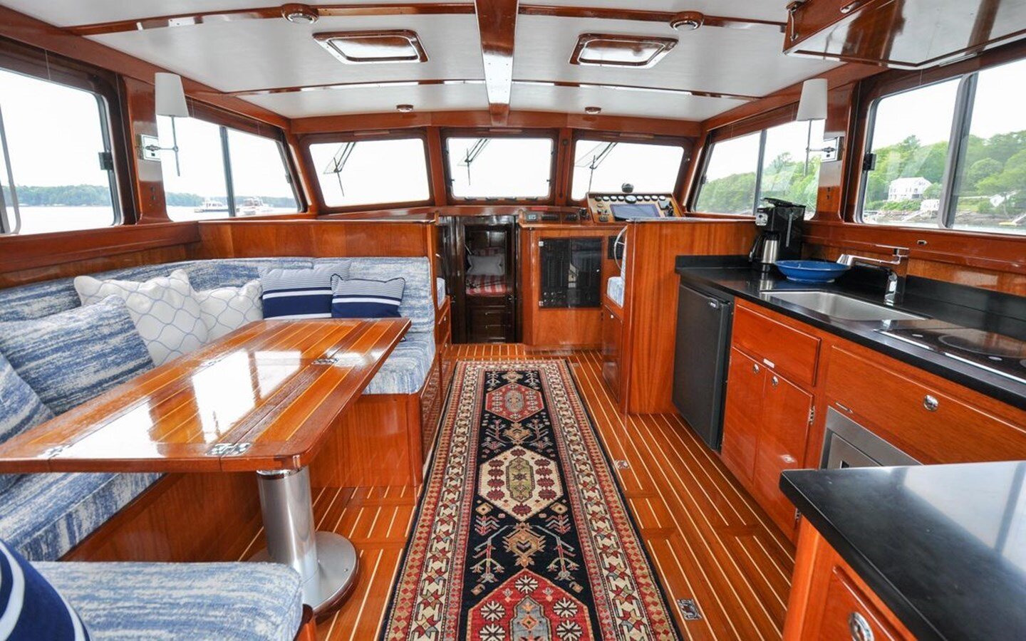 2019-lowell-brothers-43-cc4d85