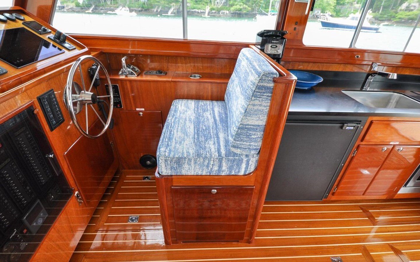 2019-lowell-brothers-43-cc4d85