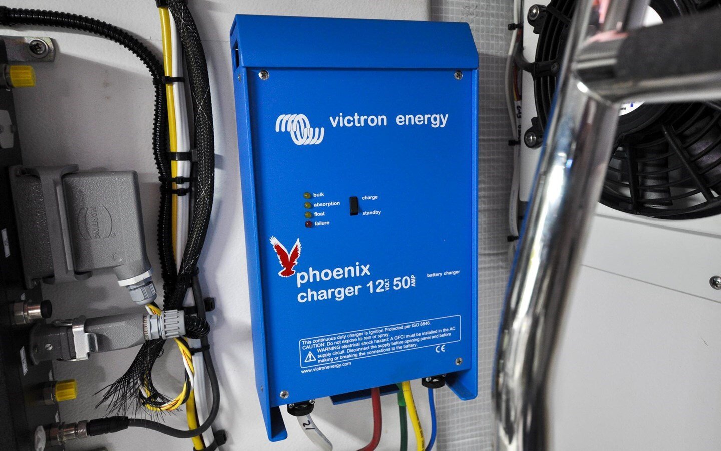 2019-lowell-brothers-43-cc4d85