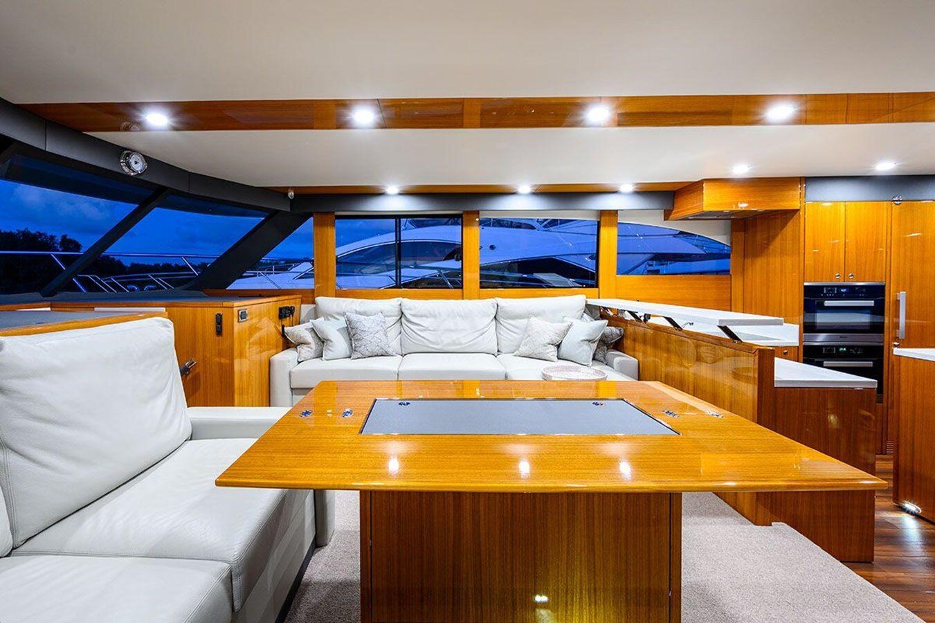 2019-maritimo-65-8-eccbf4