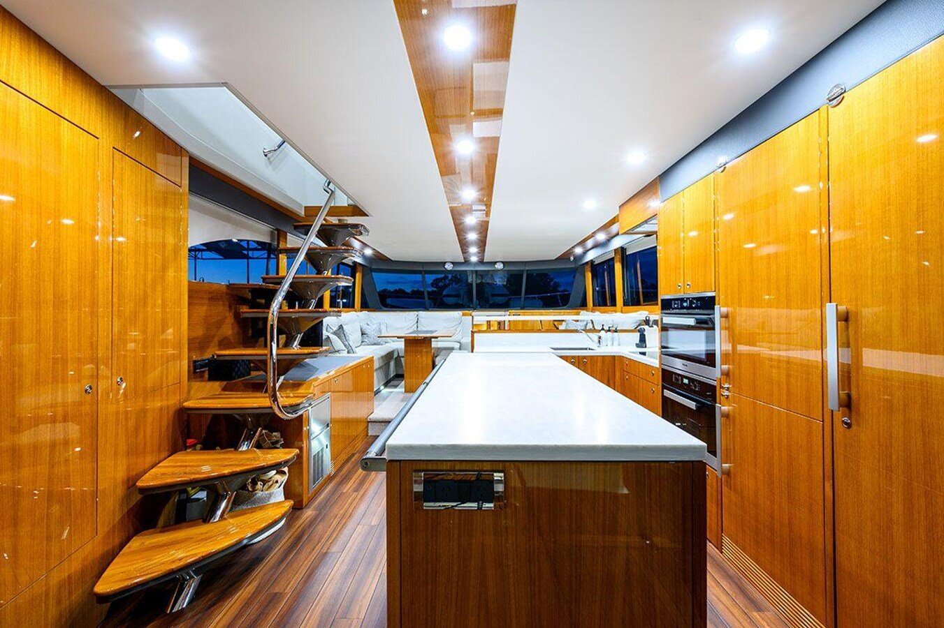 2019-maritimo-65-8-eccbf4