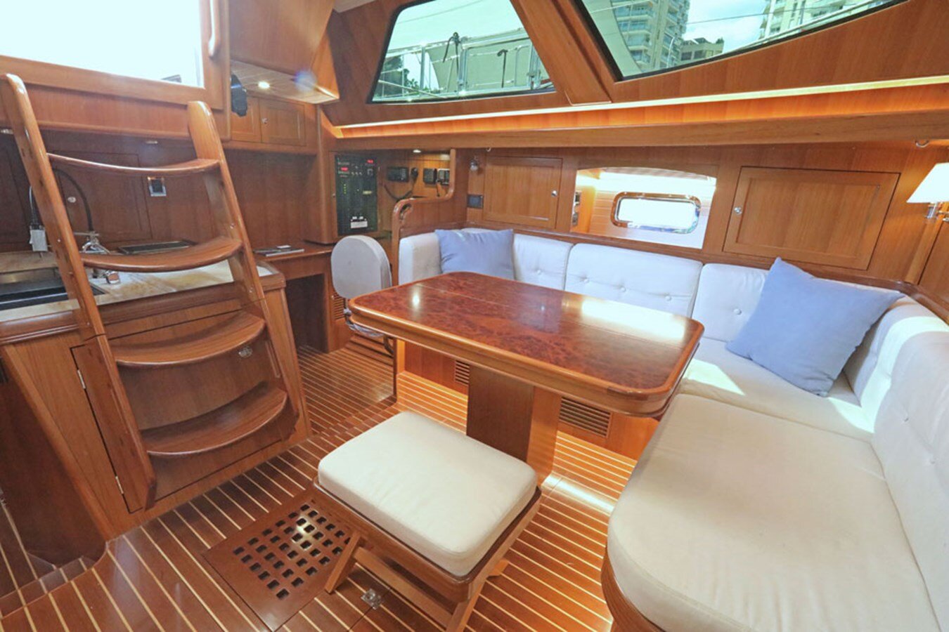 2019-outbound-56-4d3e36