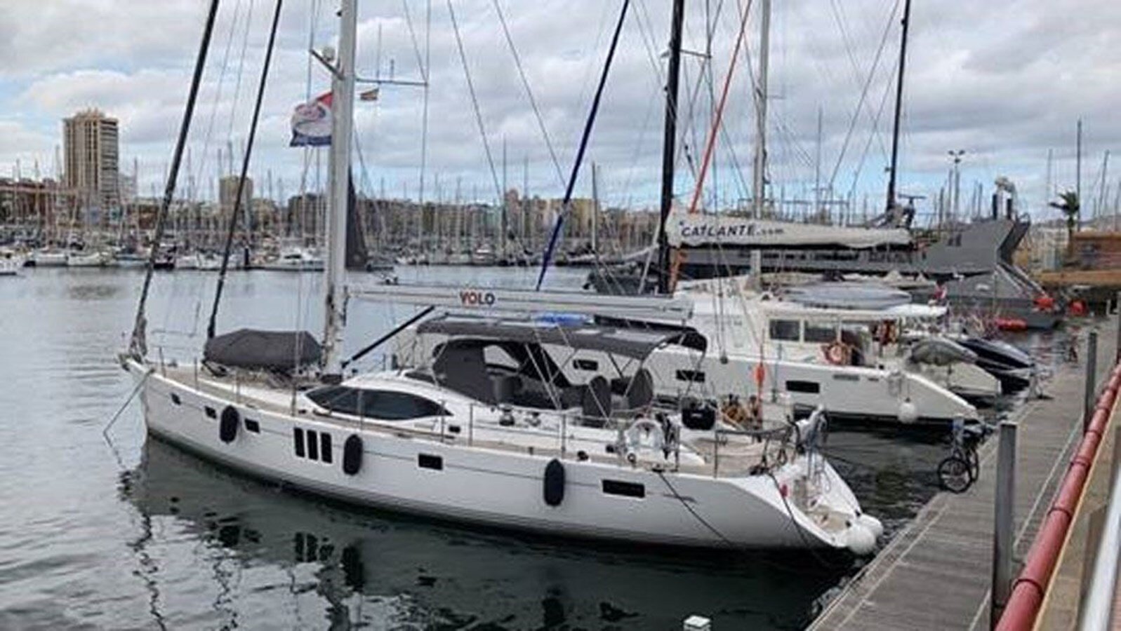 2019-oyster-marine-ltd-63-7-14797d
