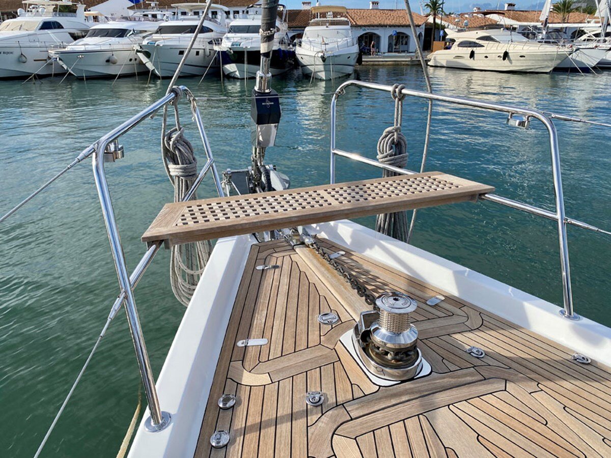 2019-oyster-marine-ltd-63-7-14797d