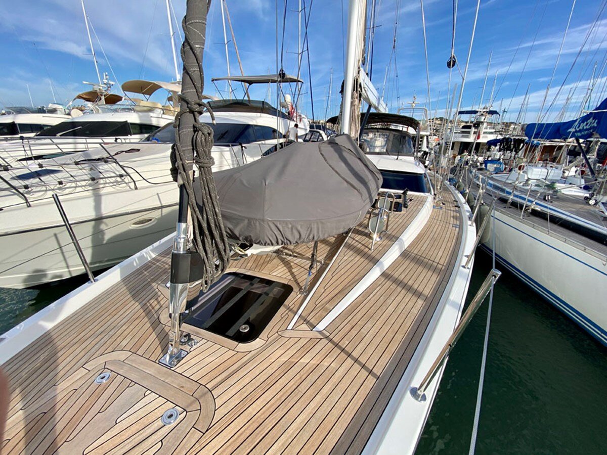 2019-oyster-marine-ltd-63-7-14797d