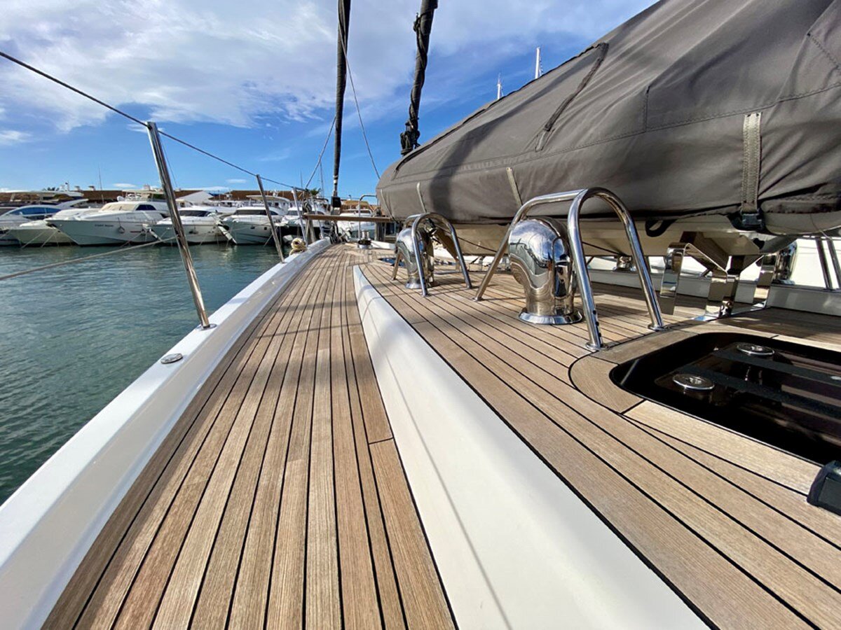 2019-oyster-marine-ltd-63-7-14797d