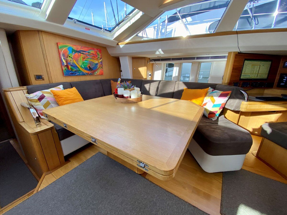 2019-oyster-marine-ltd-63-7-14797d