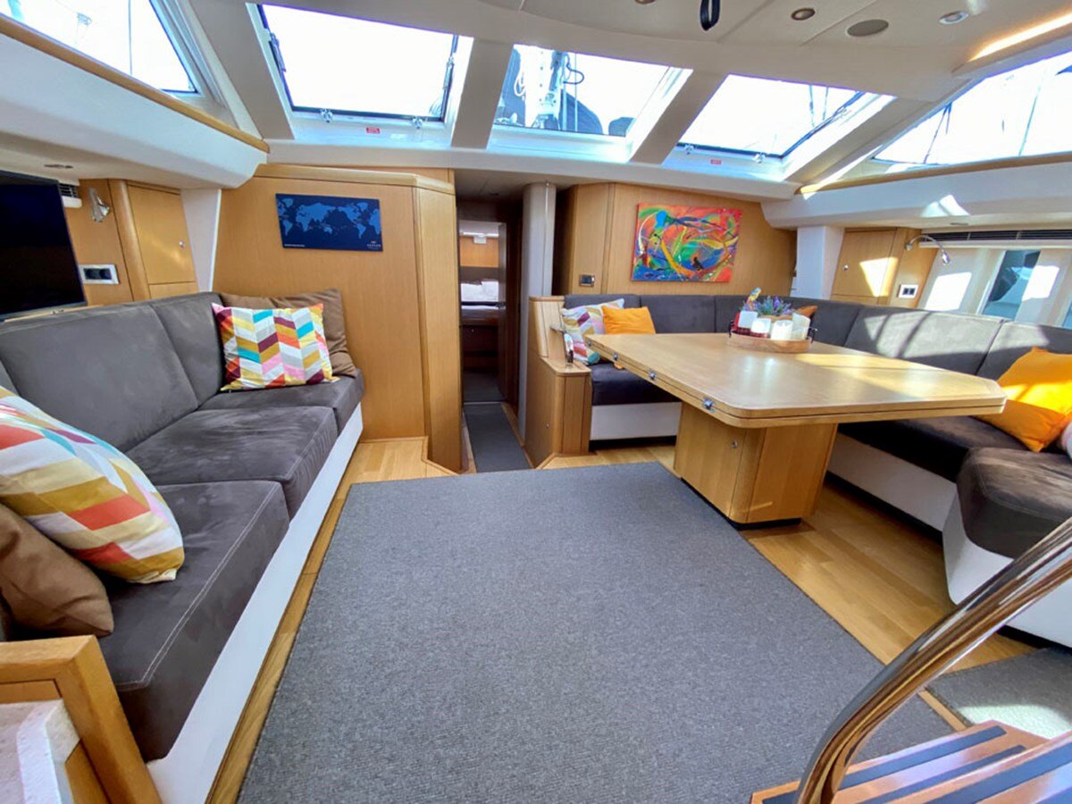 2019-oyster-marine-ltd-63-7-14797d