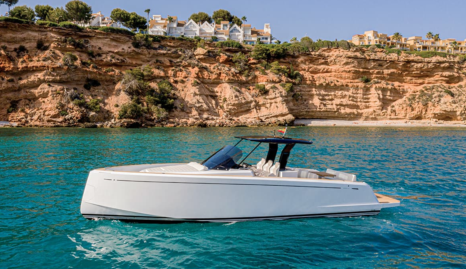 2019-pardo-yachts-39-1-9aaacf