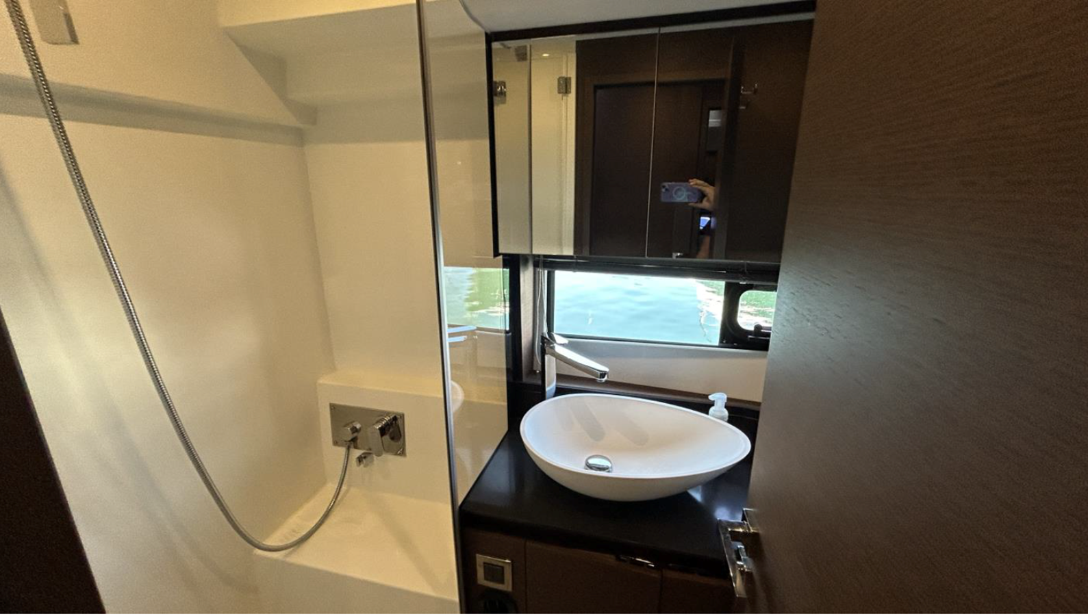 2019-prestige-46-19f14c