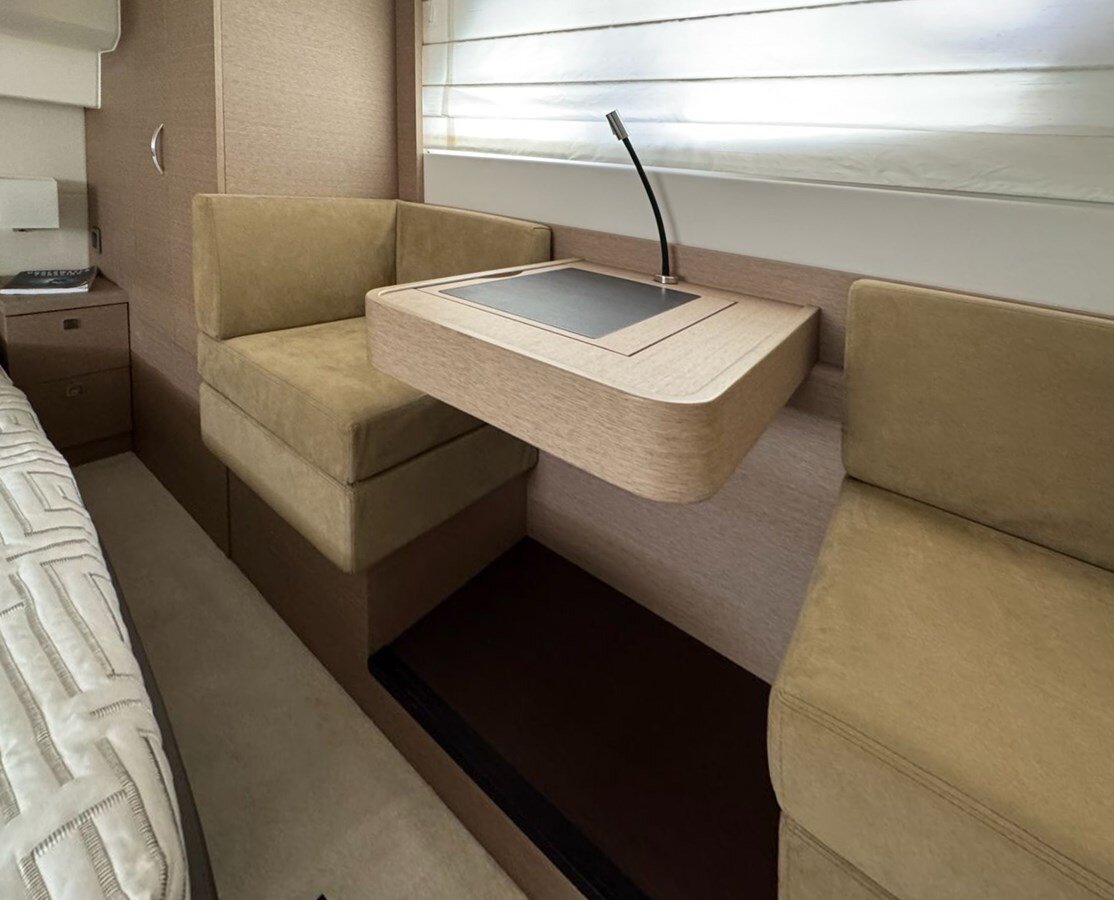 2019-prestige-50-10-adf8f4