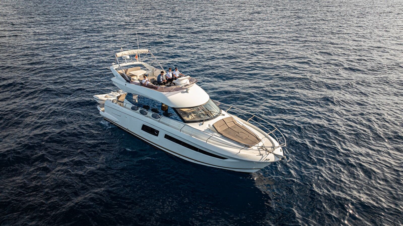 2019-prestige-50-10-adf8f4