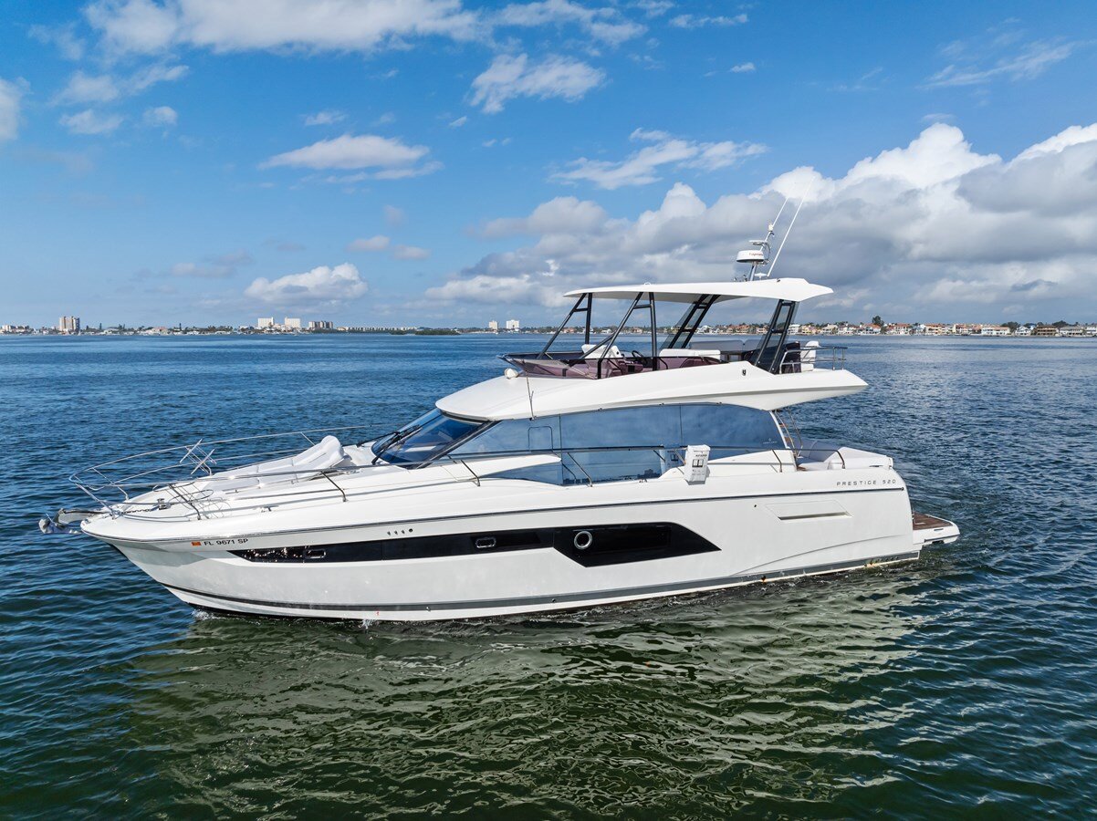 2019-prestige-52-b8f272