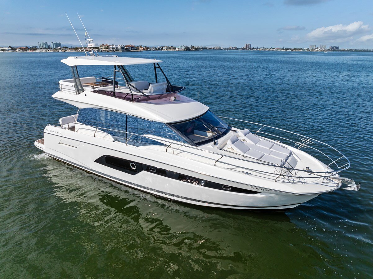 2019-prestige-52-b8f272