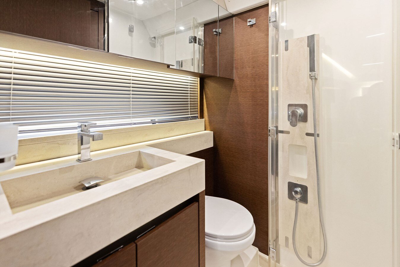 2019-prestige-52-b8f272