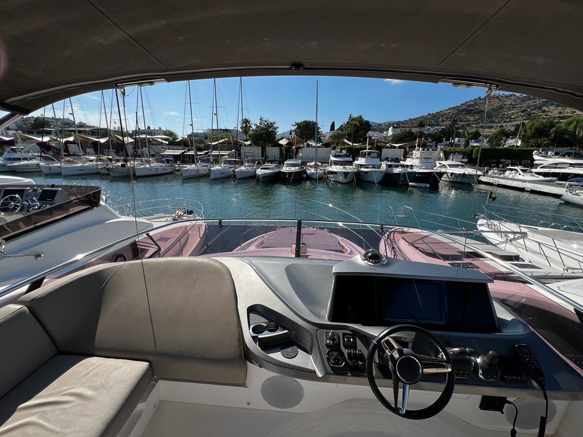 2019-princess-yachts-47-1-747027