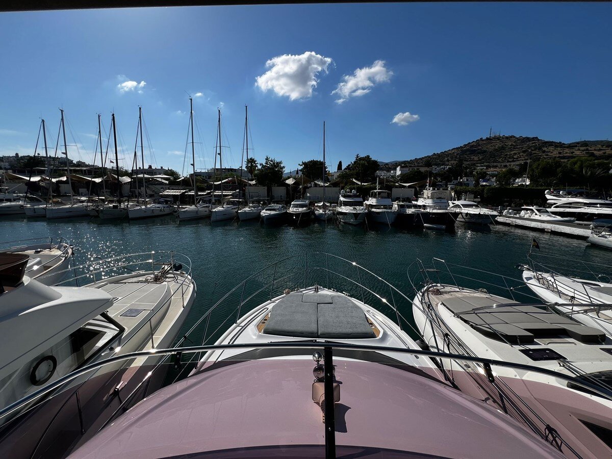 2019-princess-yachts-47-1-747027