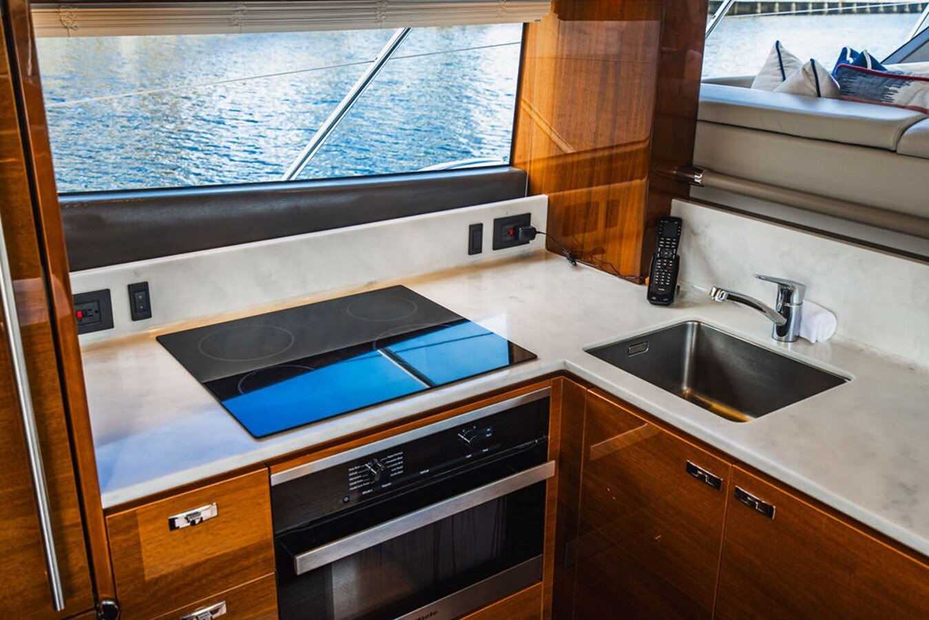 2019-princess-yachts-55-4370fe