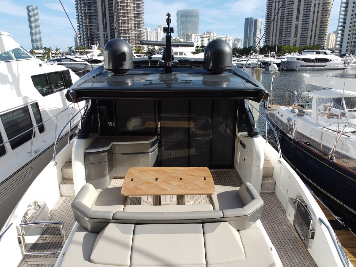 2019-princess-yachts-65-00c8b9