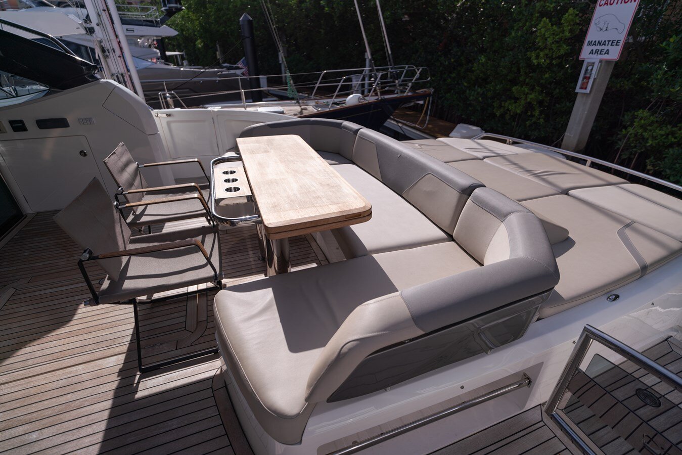 2019-princess-yachts-65-00c8b9