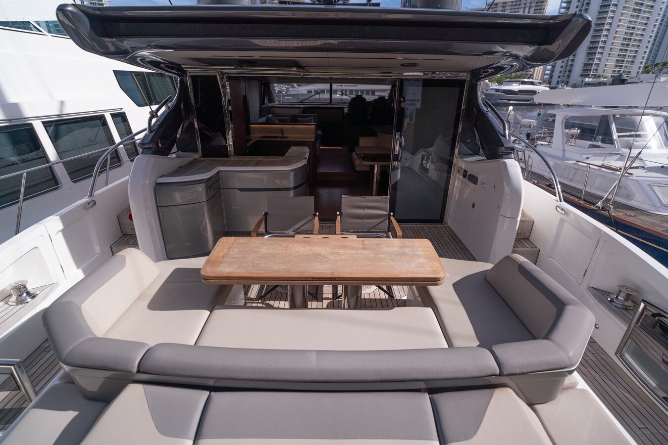 2019-princess-yachts-65-00c8b9