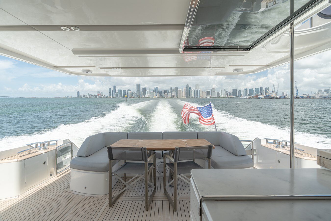 2019-princess-yachts-70-7e6f4e