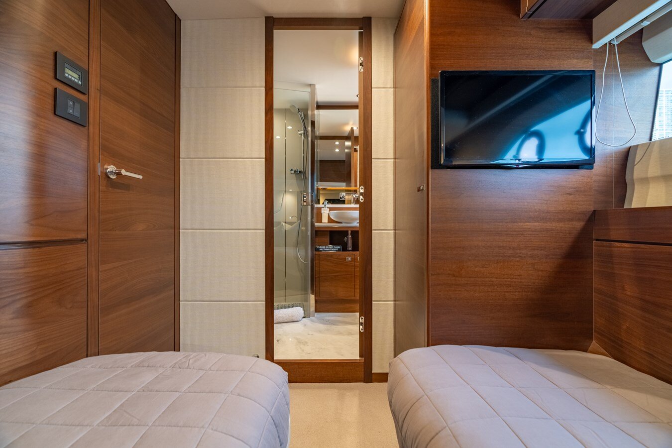 2019-princess-yachts-70-7e6f4e