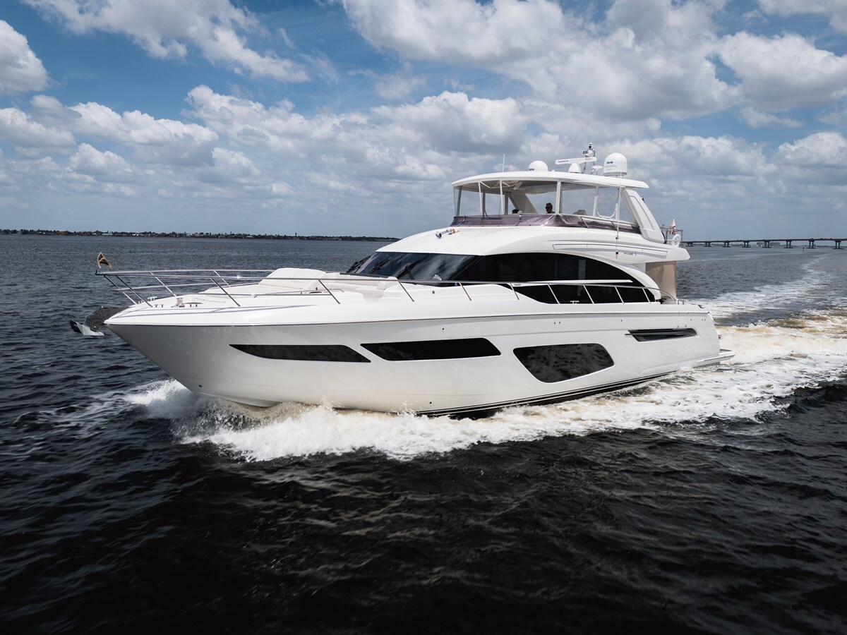 2019-princess-yachts-70-f890fe