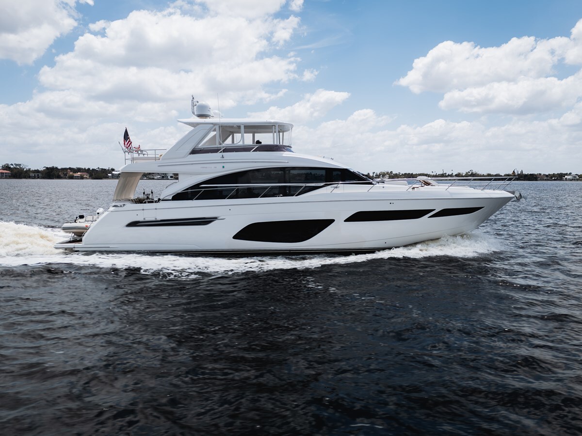 2019-princess-yachts-70-f890fe