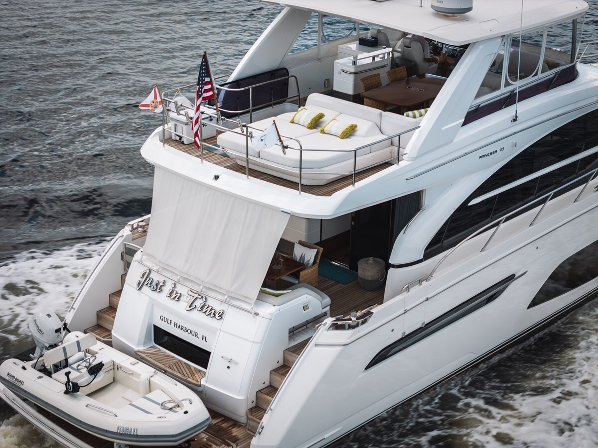 2019-princess-yachts-70-f890fe
