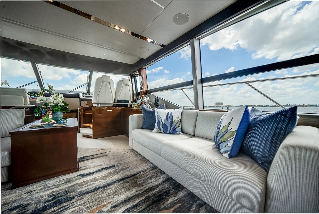2019-princess-yachts-70-f890fe