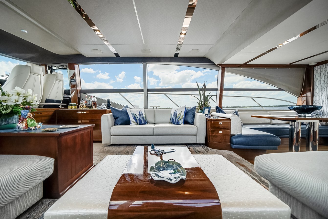 2019-princess-yachts-70-f890fe