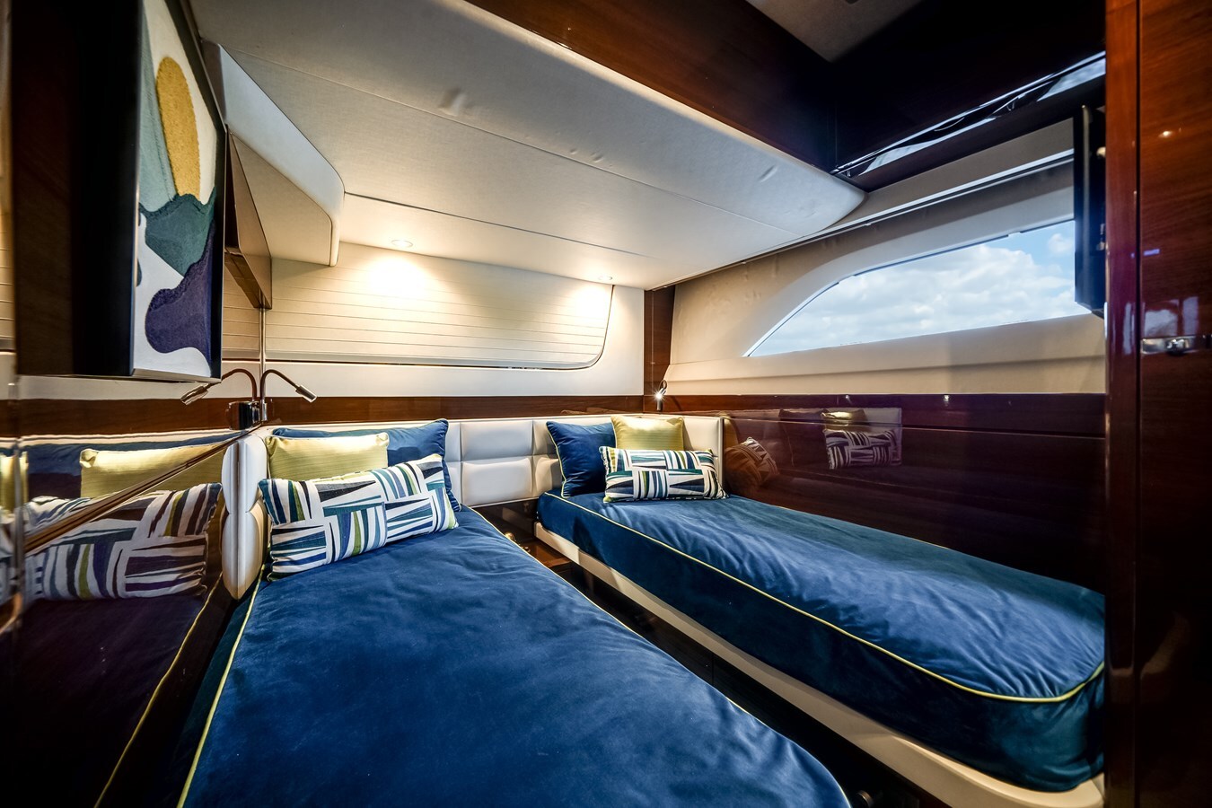 2019-princess-yachts-70-f890fe