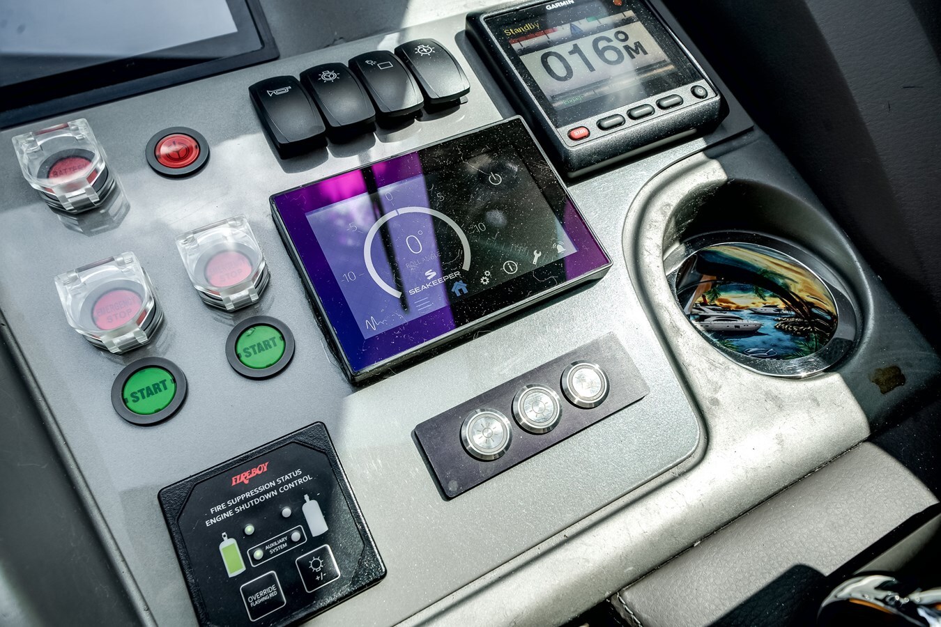 2019-princess-yachts-70-f890fe