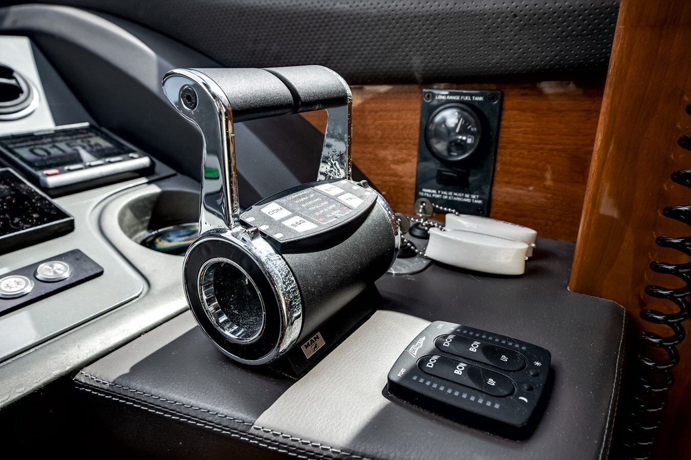 2019-princess-yachts-70-f890fe