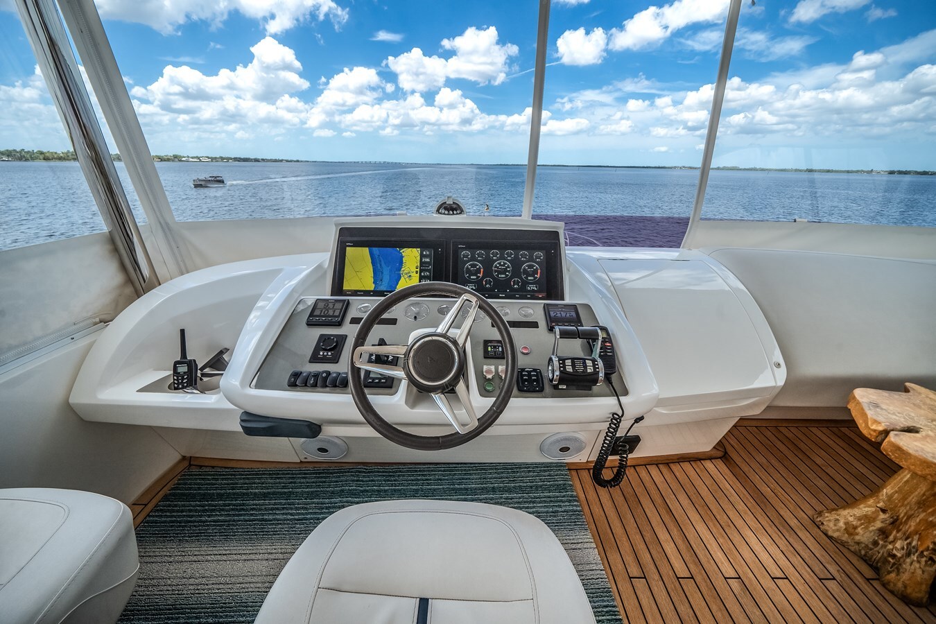2019-princess-yachts-70-f890fe