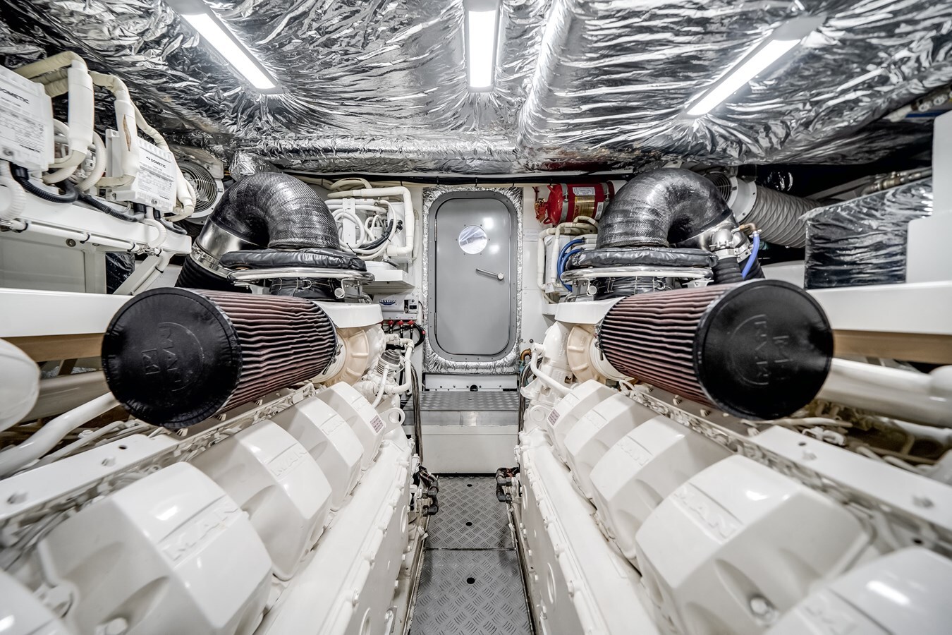 2019-princess-yachts-70-f890fe