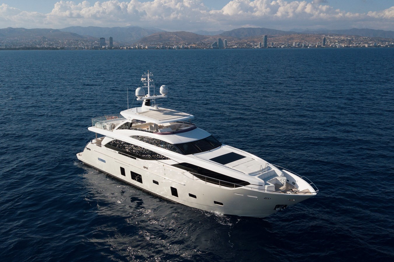 2019-princess-yachts-98-6-4ae178